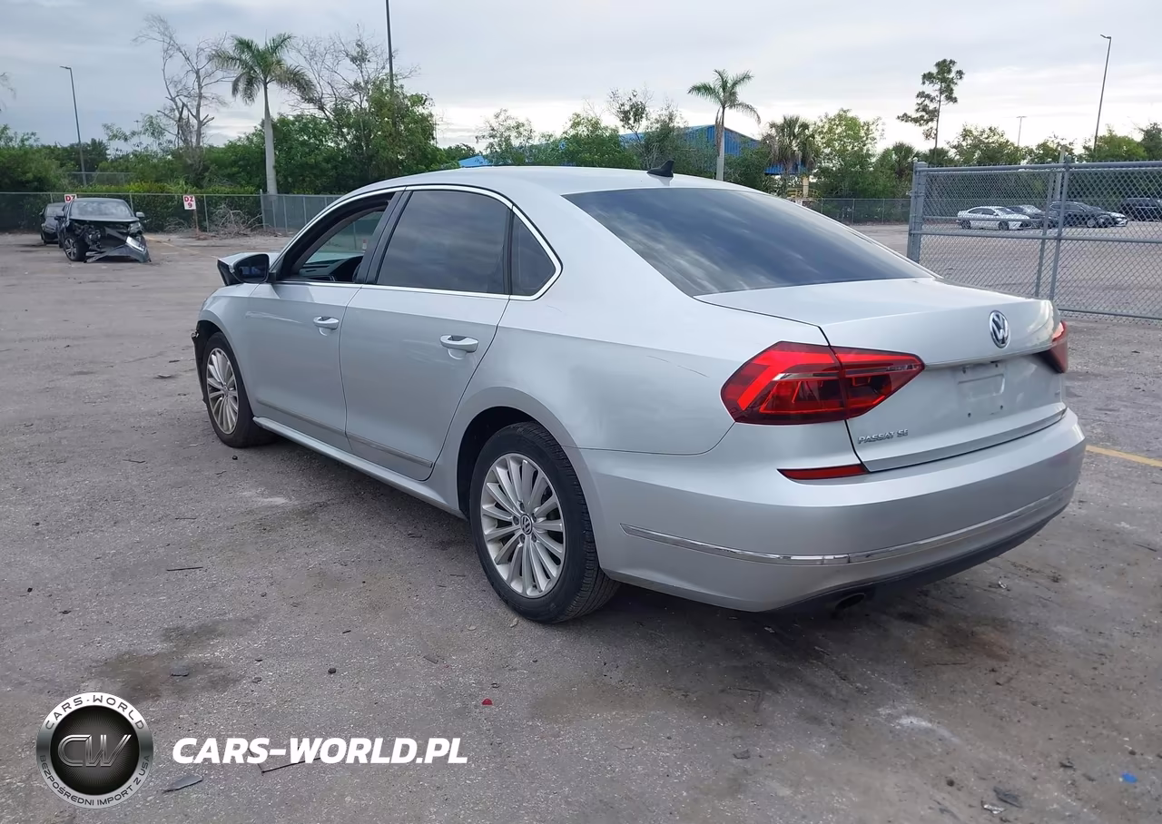 2017 Volkswagen Passat 1.8T Se VIN:1VWBT7A34HC001578 - 3