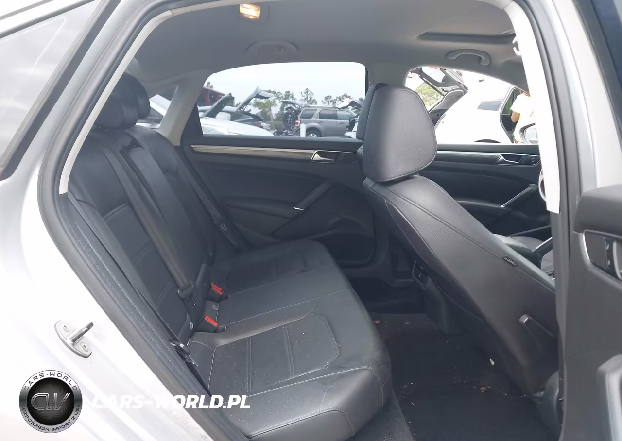 2017 Volkswagen Passat 1.8T Se VIN:1VWBT7A34HC001578 - 8