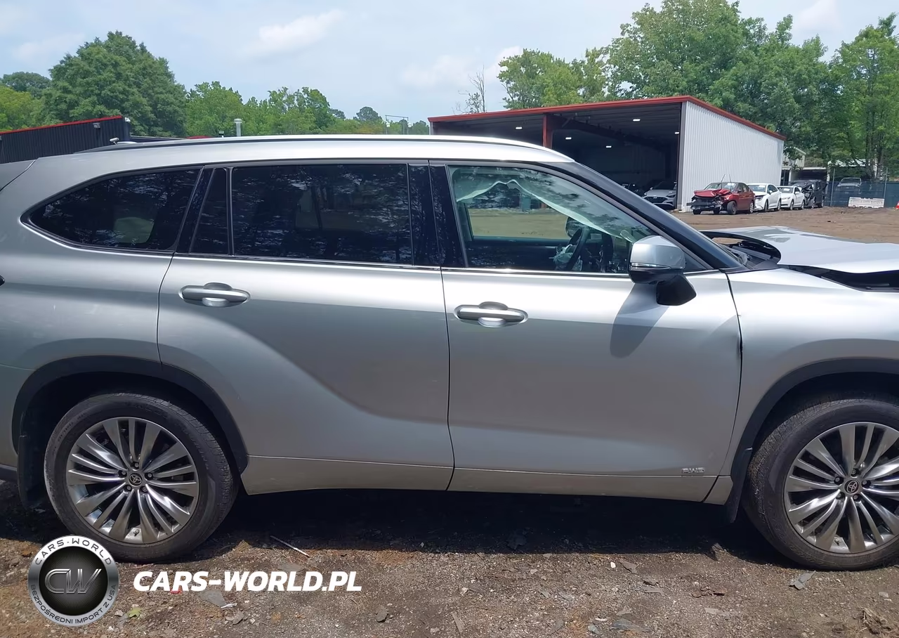 2024 Toyota Highlander Hybrid Platinum VIN:5TDEBRCH4RS607857 - 13