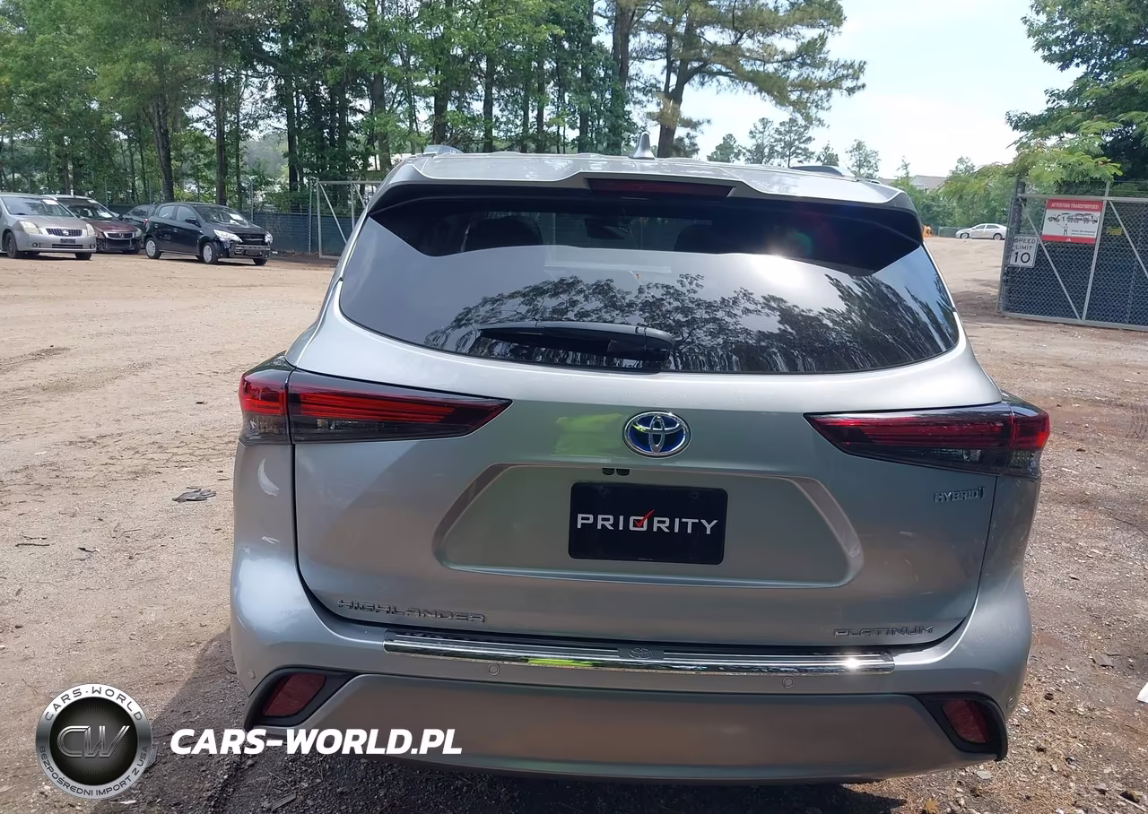 2024 Toyota Highlander Hybrid Platinum VIN:5TDEBRCH4RS607857 - 16