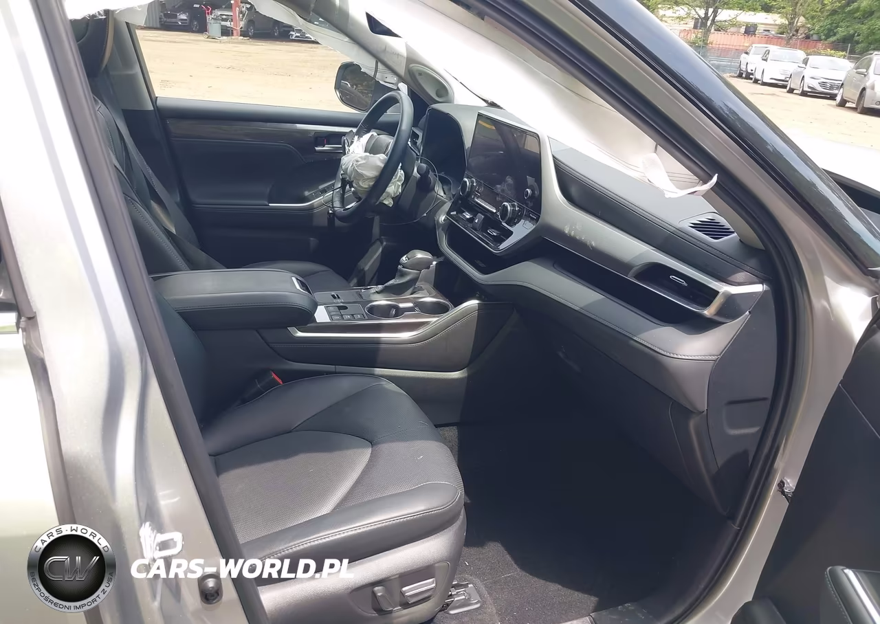 2024 Toyota Highlander Hybrid Platinum VIN:5TDEBRCH4RS607857 - 5