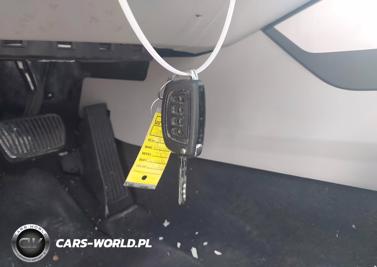 2016 HYUNDAI SONATA SE VIN:5NPE24AFXGH327870 - 13