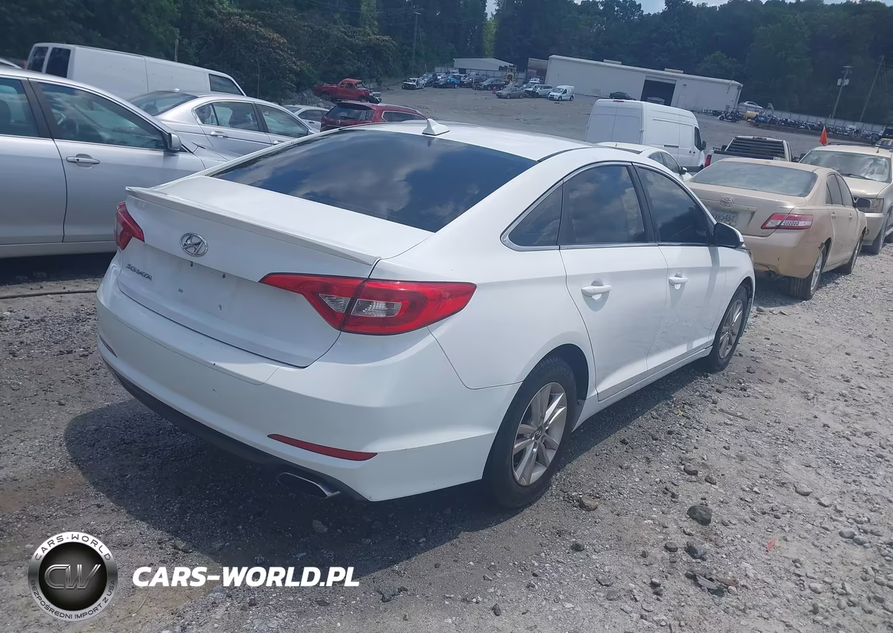 2016 HYUNDAI SONATA SE VIN:5NPE24AFXGH327870 - 4