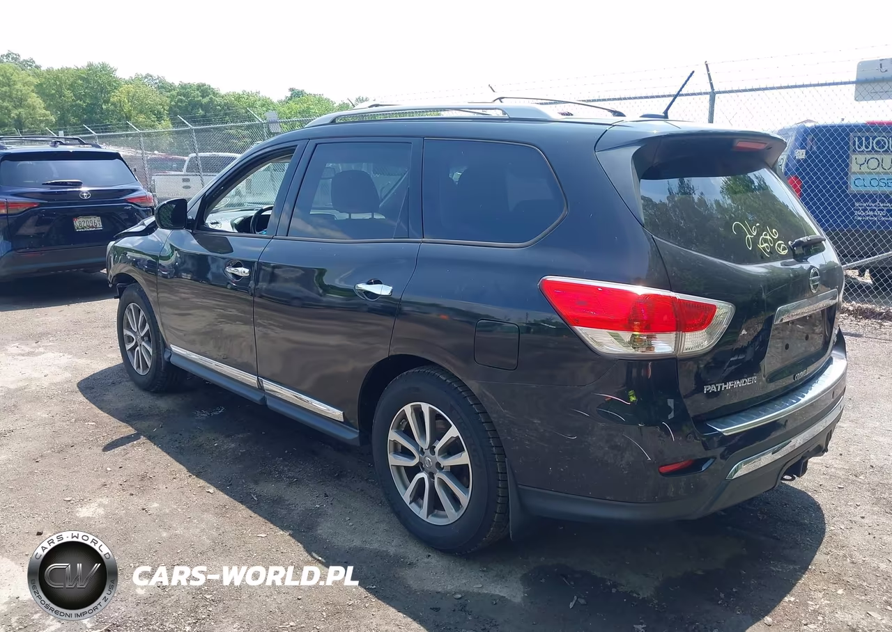2015 Nissan Pathfinder Sl VIN:5N1AR2MM2FC683910 - 3