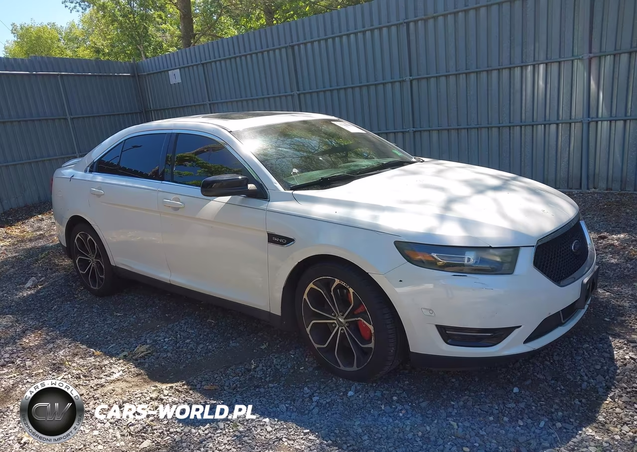 2013 Ford Taurus Sho
