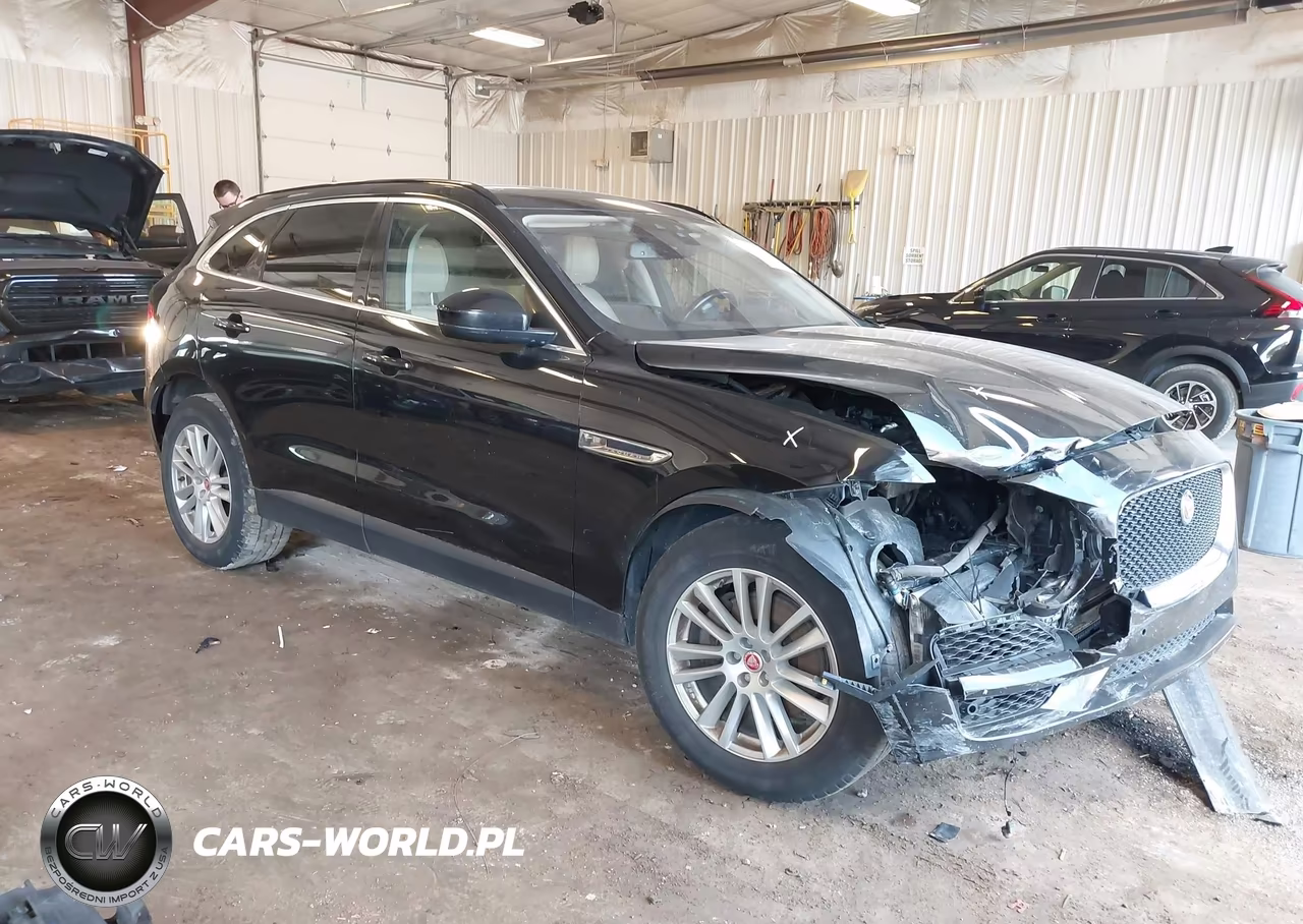 2018 Jaguar F-Pace 30T Prestige