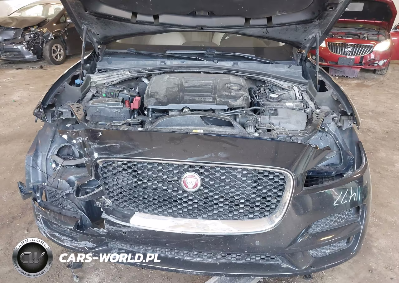 2018 Jaguar F-Pace 30T Prestige VIN:SADCK2GX8JA290431 - 10