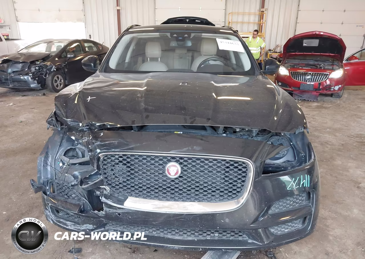 2018 Jaguar F-Pace 30T Prestige VIN:SADCK2GX8JA290431 - 12
