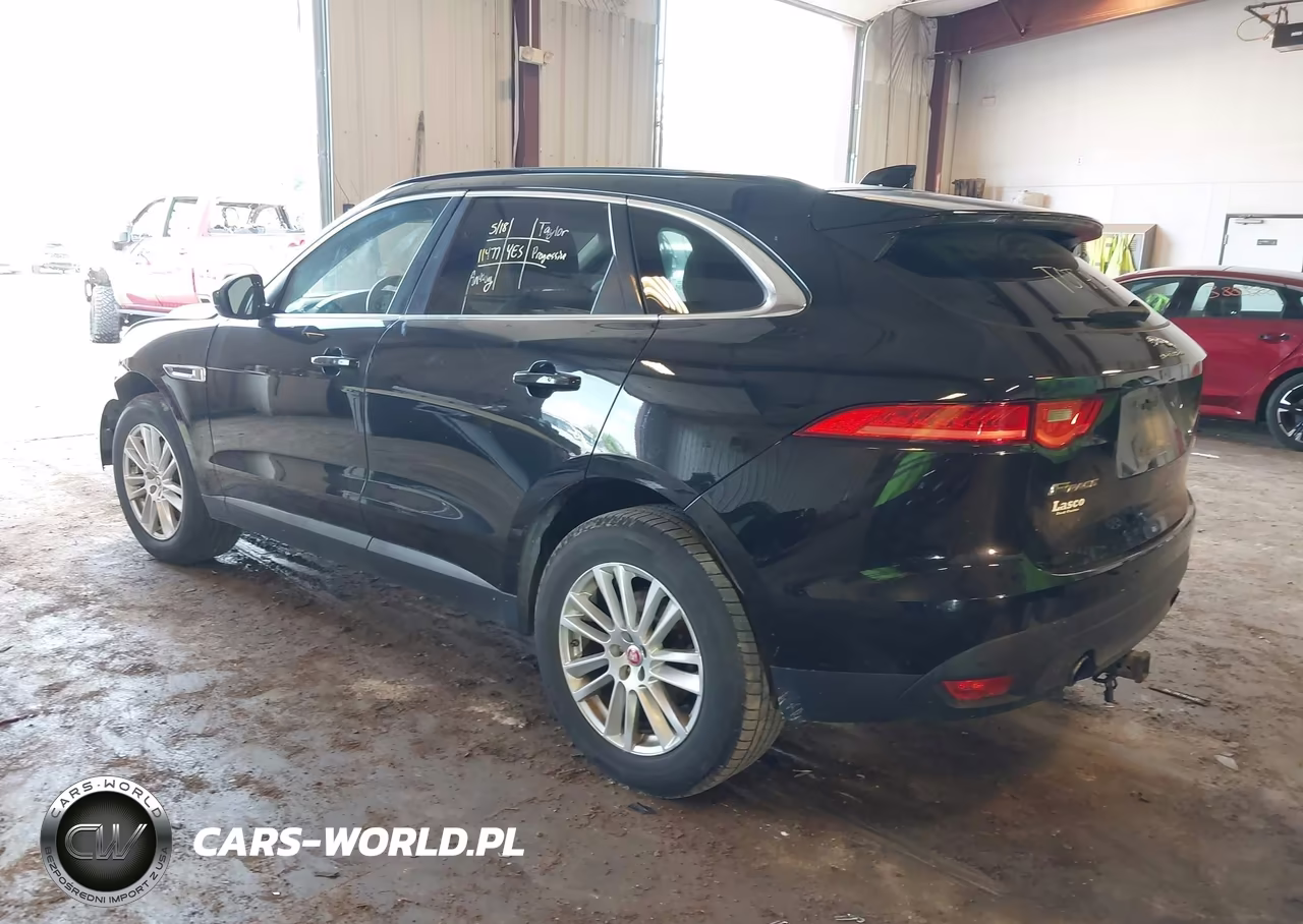 2018 Jaguar F-Pace 30T Prestige VIN:SADCK2GX8JA290431 - 3