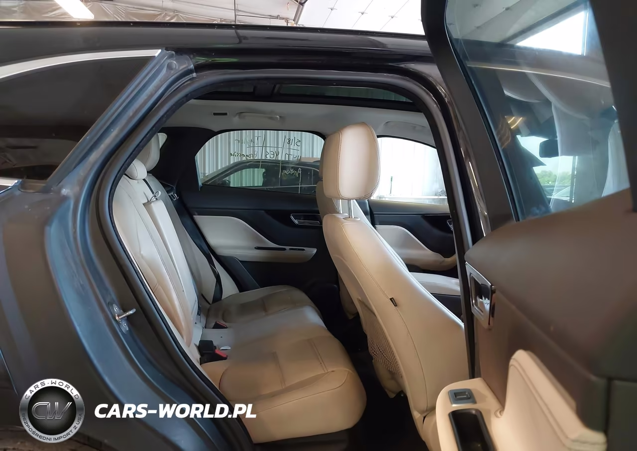 2018 Jaguar F-Pace 30T Prestige VIN:SADCK2GX8JA290431 - 8