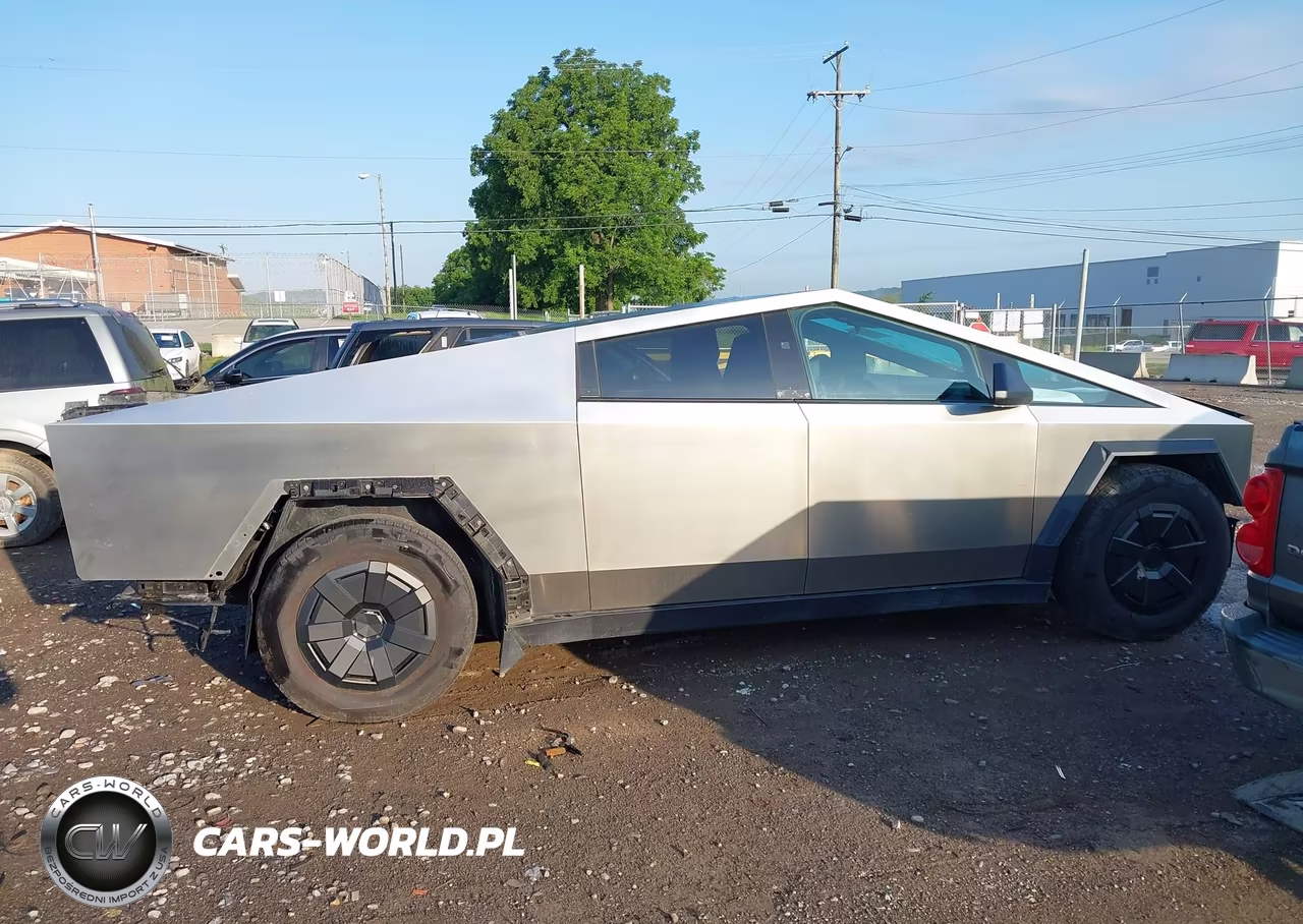 2024 Tesla Cybertruck All-Wheel Drive VIN:7G2CEHED5RA040740 - 12