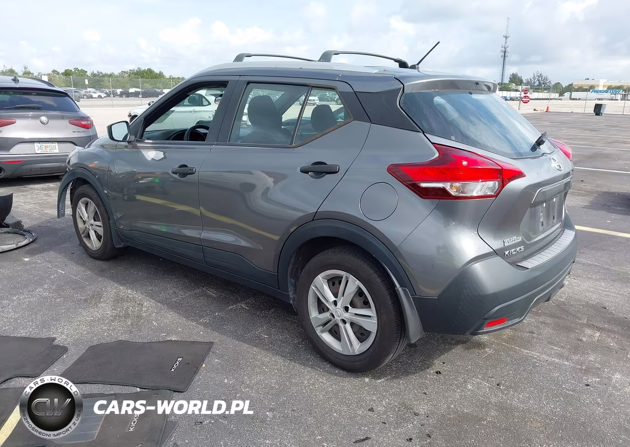2019 Nissan Kicks S VIN:3N1CP5CU5KL510163 - 3