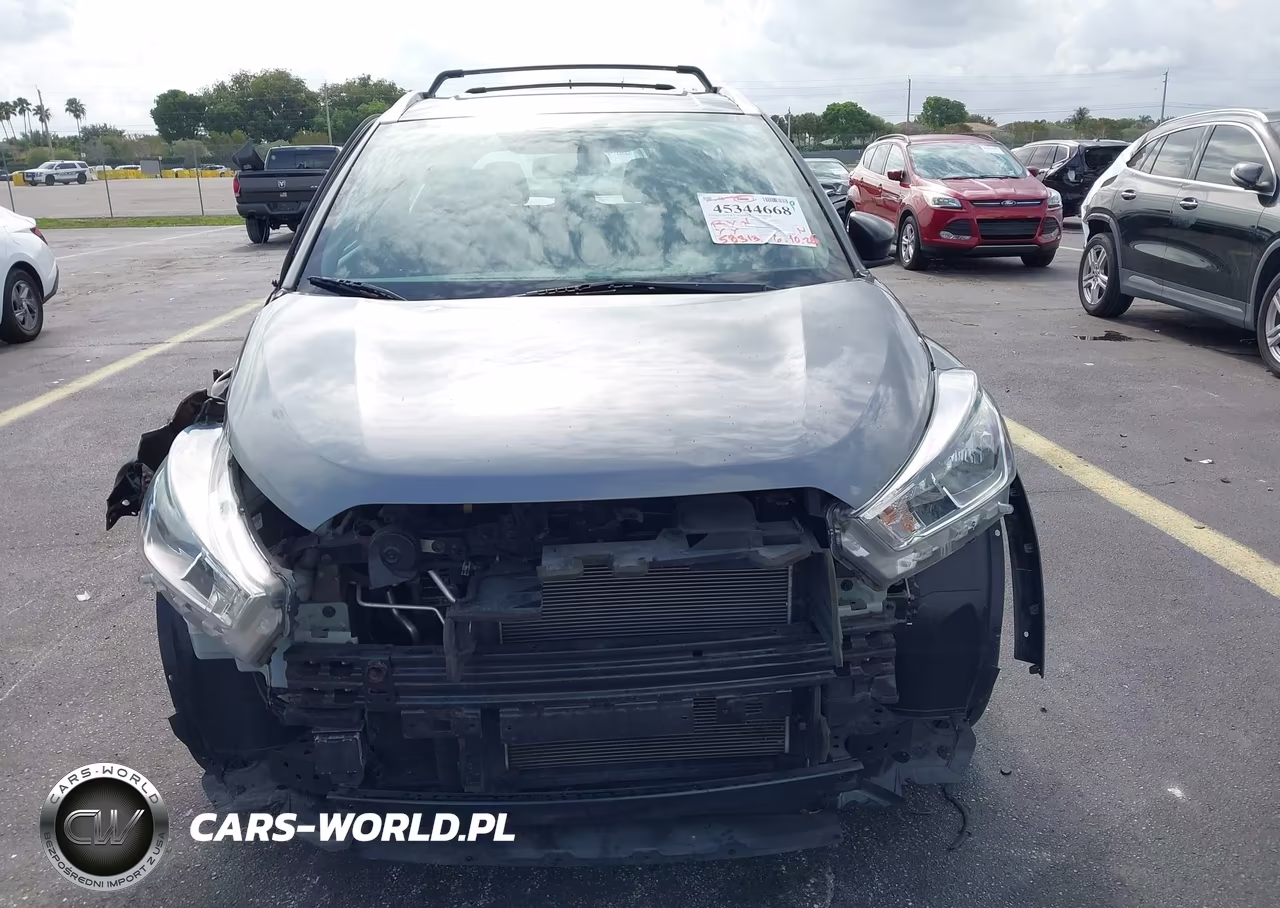 2019 Nissan Kicks S VIN:3N1CP5CU5KL510163 - 6
