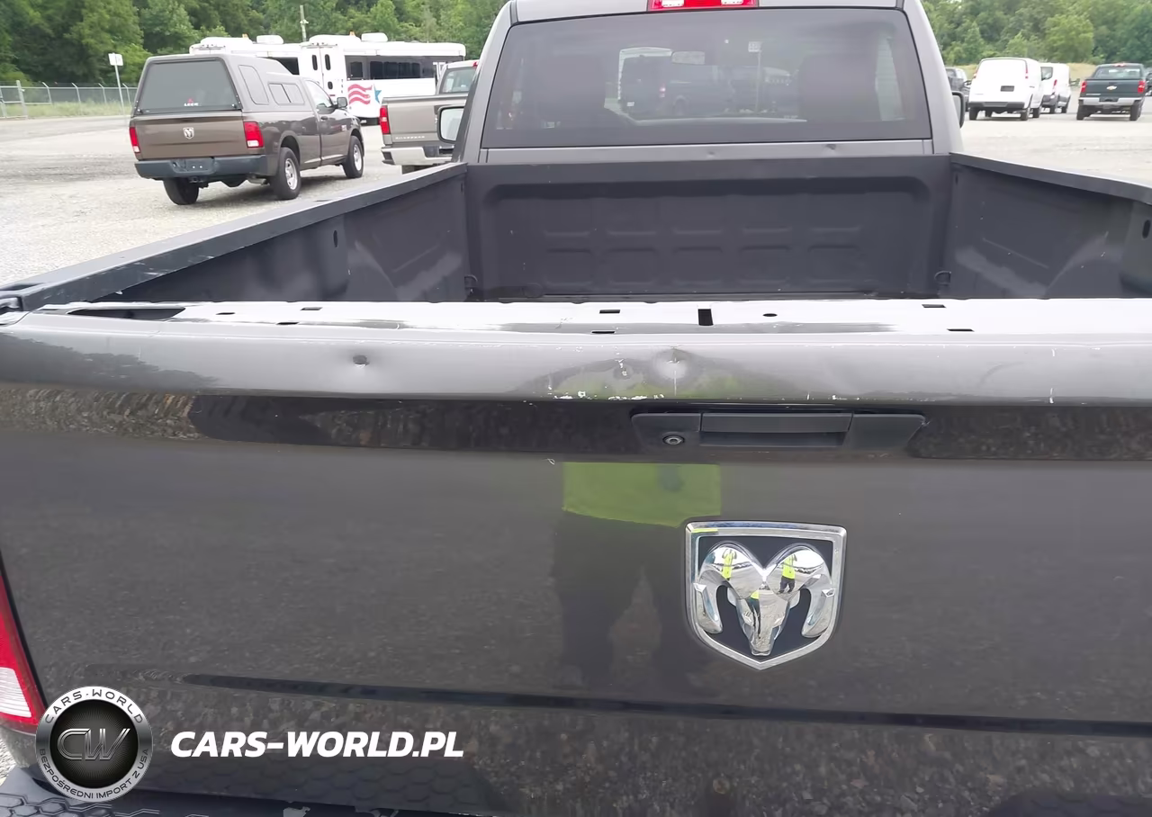 2019 Ram 1500 Classic Tradesman 4X2 8' Box VIN:3C6JR6DG4KG572148 - 6