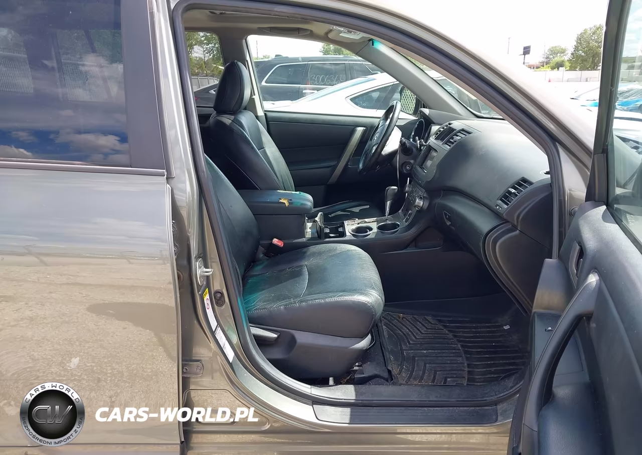 2010 Toyota Highlander Se V6 VIN:5TDJK3EH6AS014398 - 5