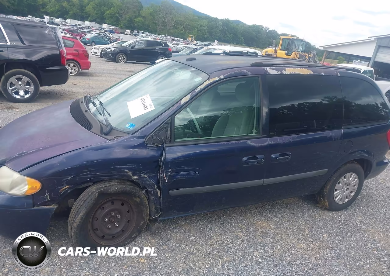 2005 Chrysler Town & Country VIN:1C4GP45R15B431063 - 14