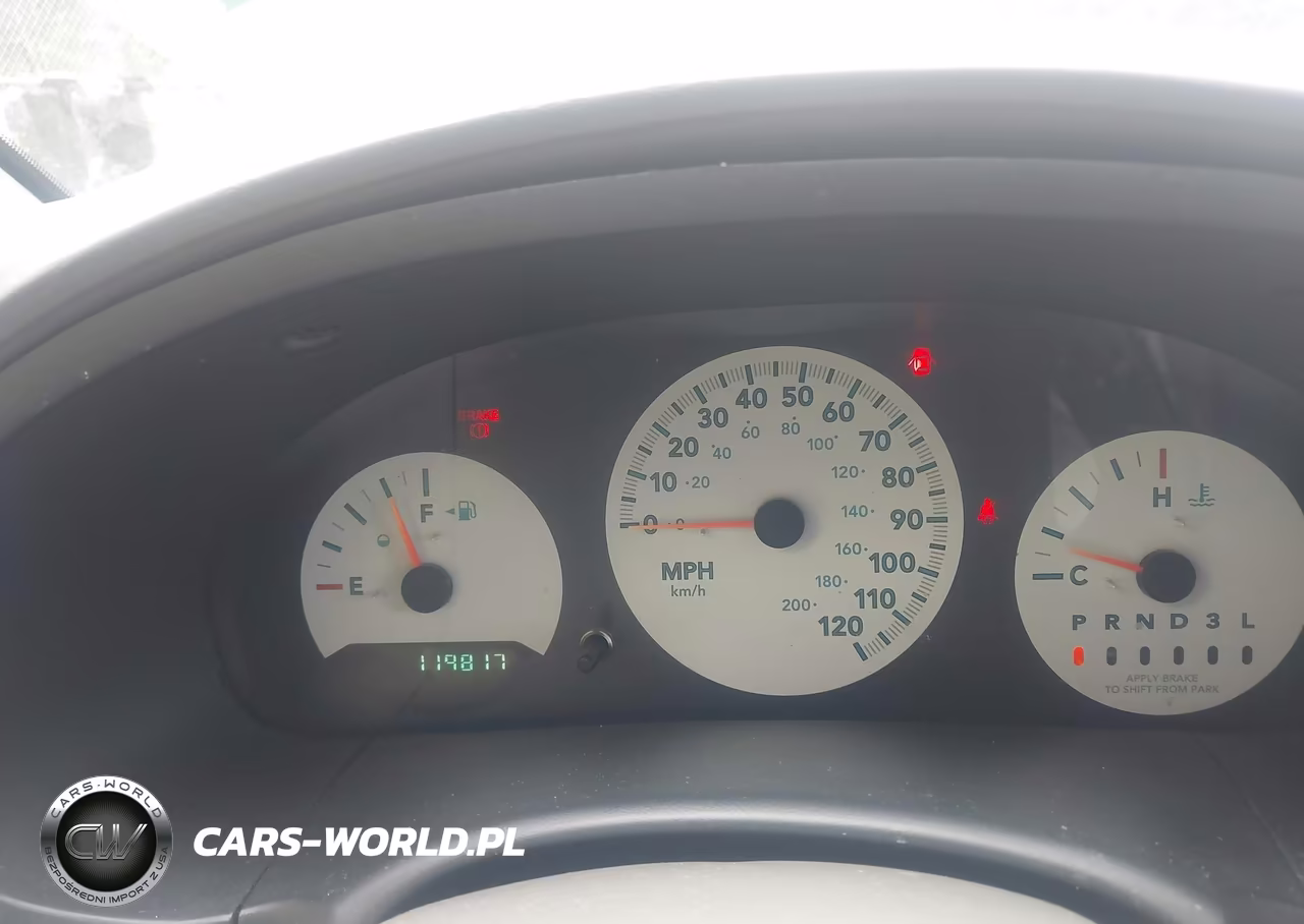 2005 Chrysler Town & Country VIN:1C4GP45R15B431063 - 7