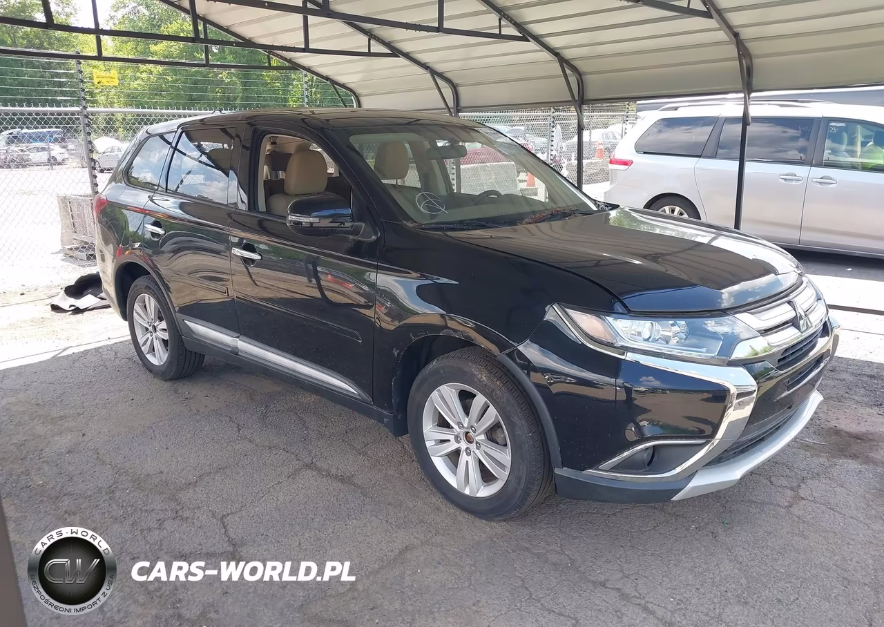 2016 Mitsubishi Outlander Se – zdjęcie 1 z 11