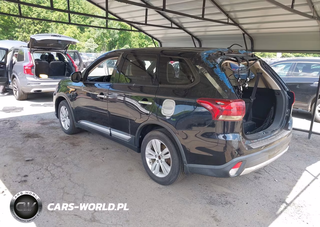 2016 Mitsubishi Outlander Se VIN:JA4AD3A37GZ012861 - 3