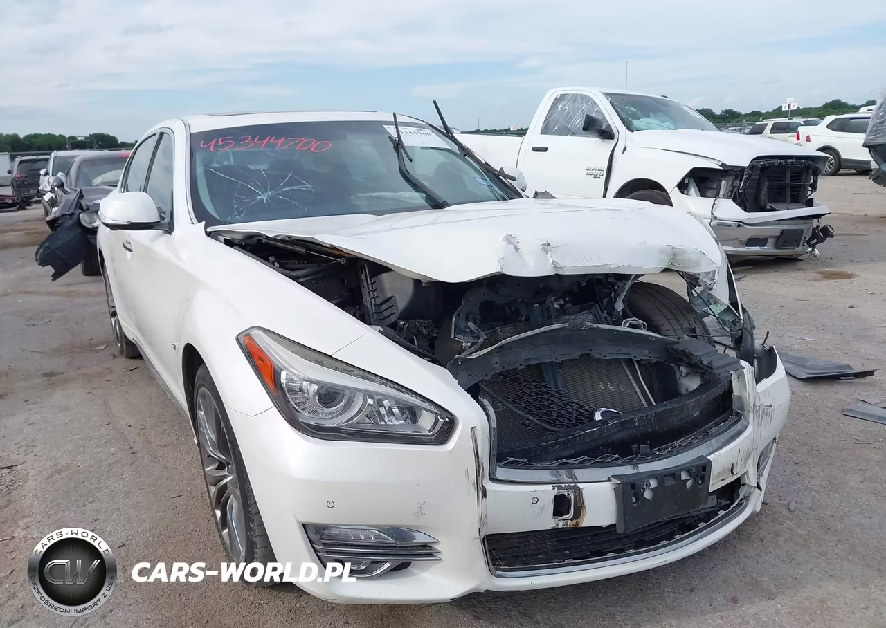 2018 Infiniti Q70L 3.7 Luxe – zdjęcie 1 z 15