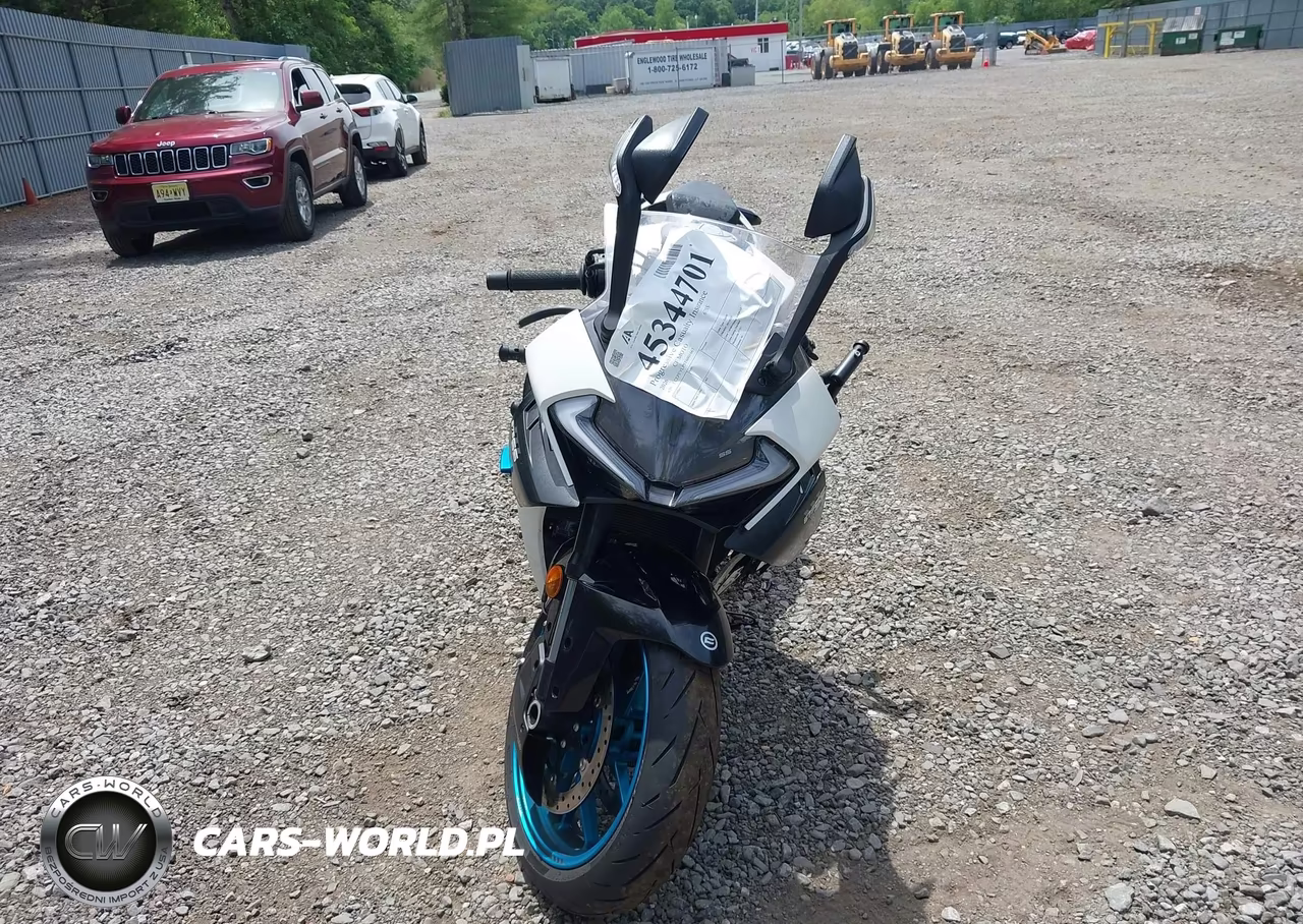 2026 Cf Moto 675Ss VIN:LCEPEVLP5T6001667 - 5