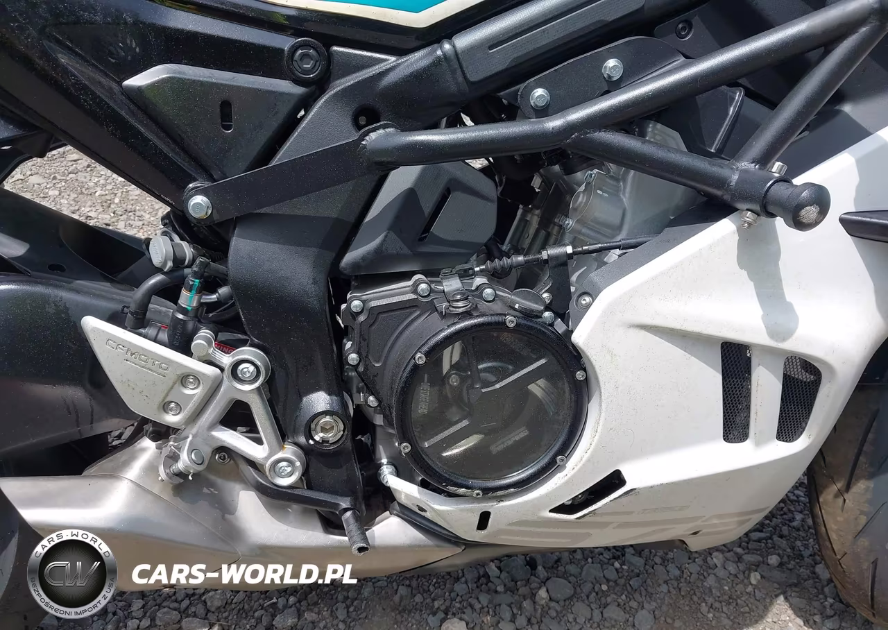 2026 Cf Moto 675Ss VIN:LCEPEVLP5T6001667 - 8