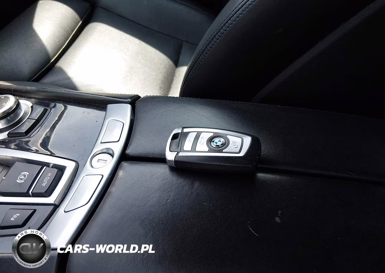 2012 BMW 750I VIN:WBAKA8C50CCY37648 - 11