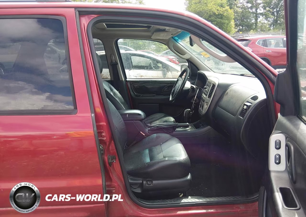 2007 Ford Escape Limited VIN:1FMCU94147KA24322 - 5