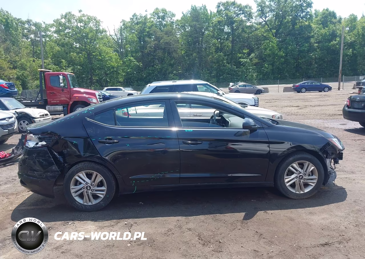 2020 Hyundai Elantra Sel VIN:5NPD84LF7LH561143 - 14