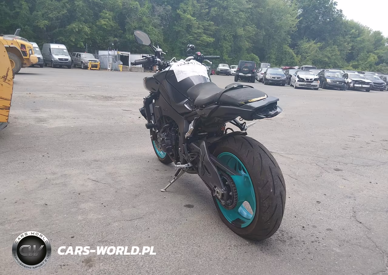 2024 Yamaha Mtn1000 VIN:JYARN79E1RA001404 - 3