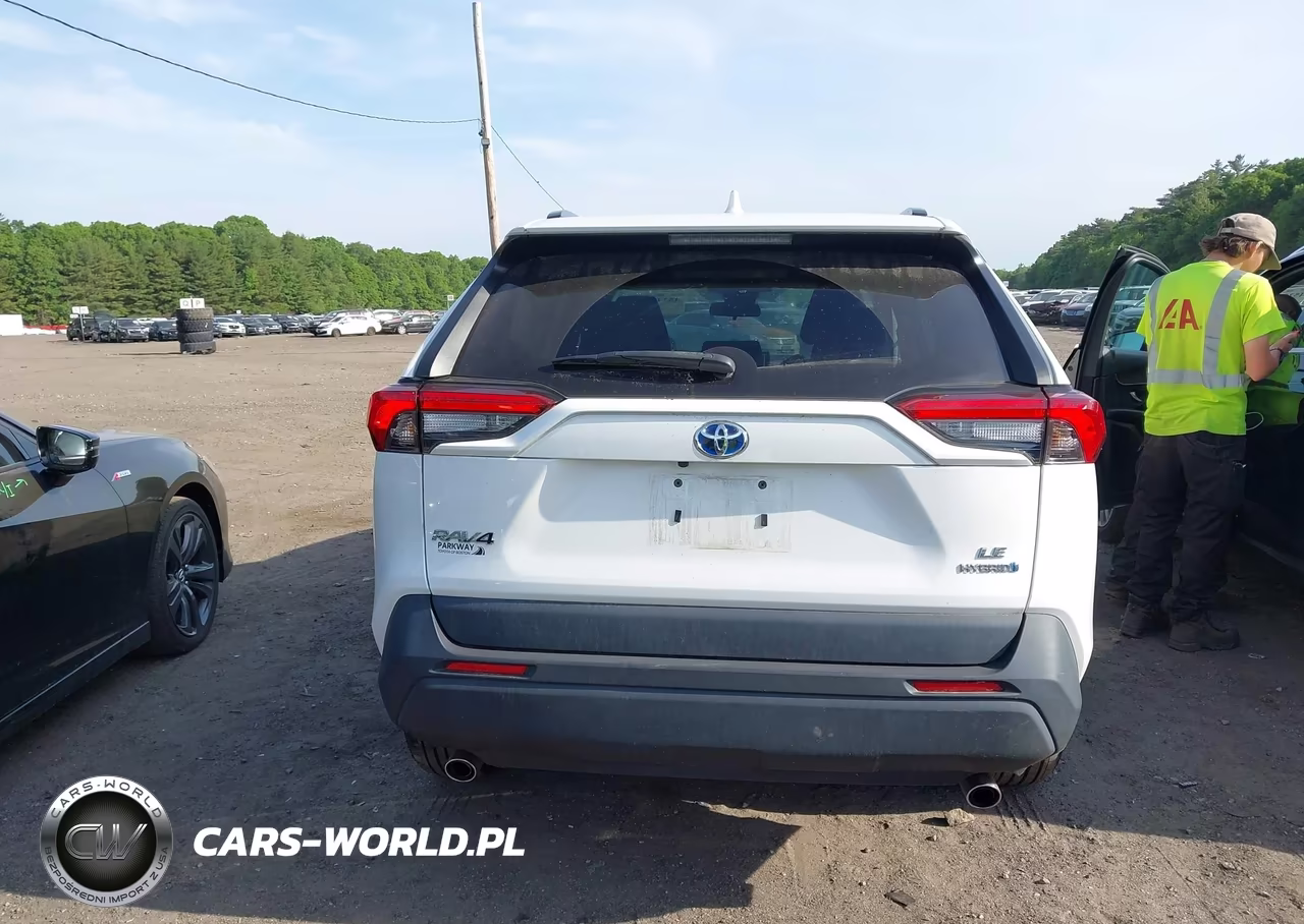 2021 Toyota Rav4 Hybrid Le VIN:4T3LWRFV3MU046880 - 16