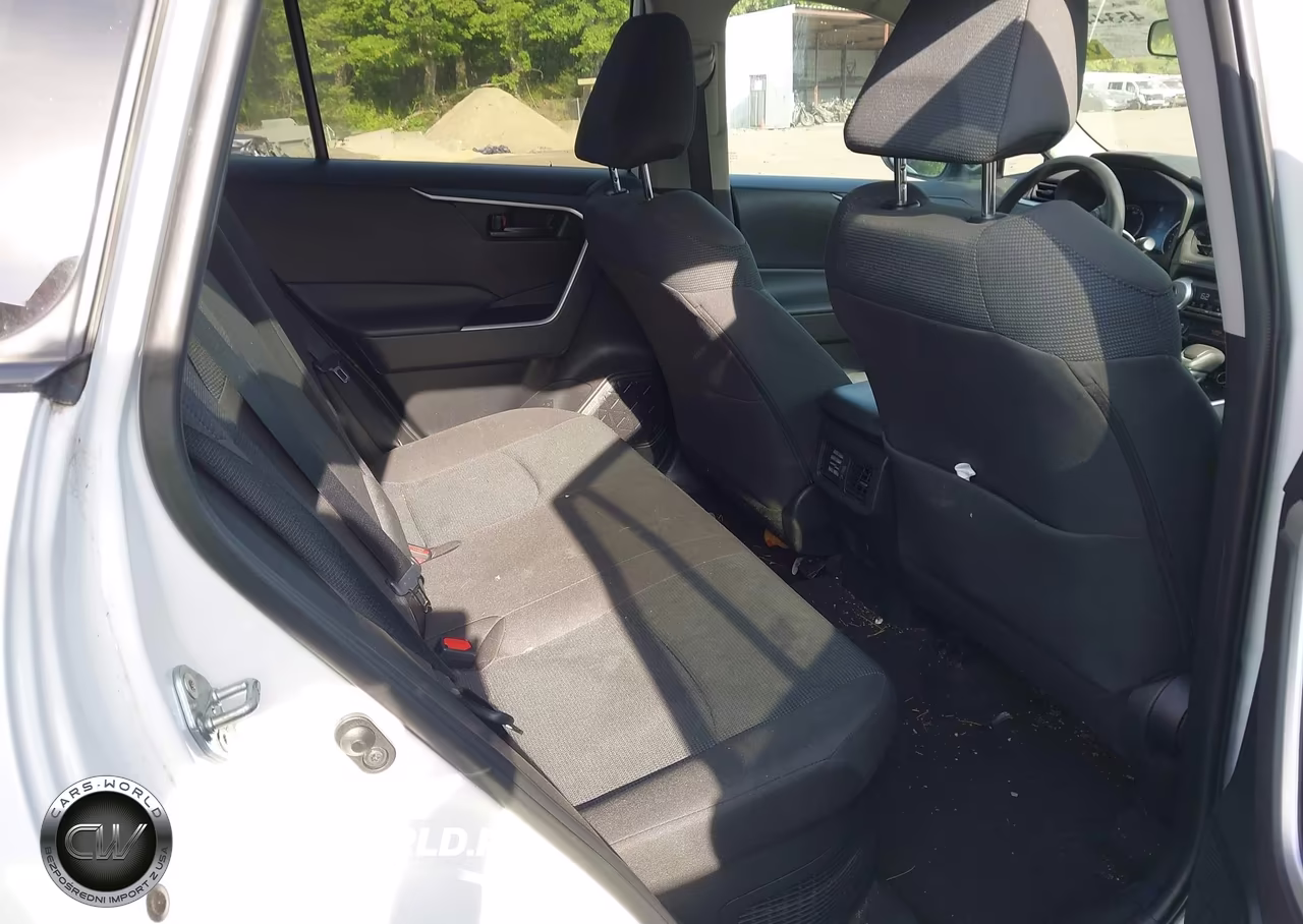 2021 Toyota Rav4 Hybrid Le VIN:4T3LWRFV3MU046880 - 8