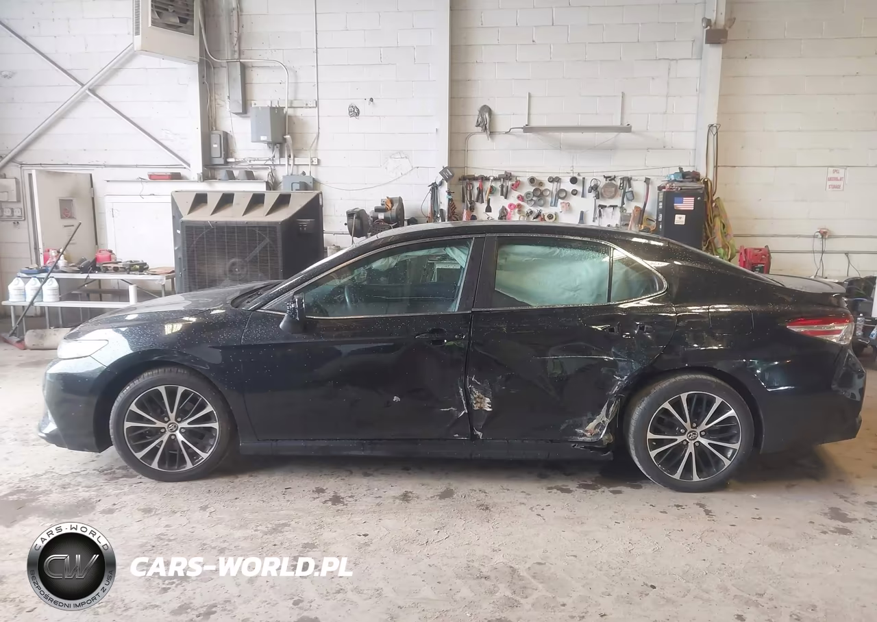 2018 Toyota Camry Se VIN:4T1B11HK0JU091097 - 13
