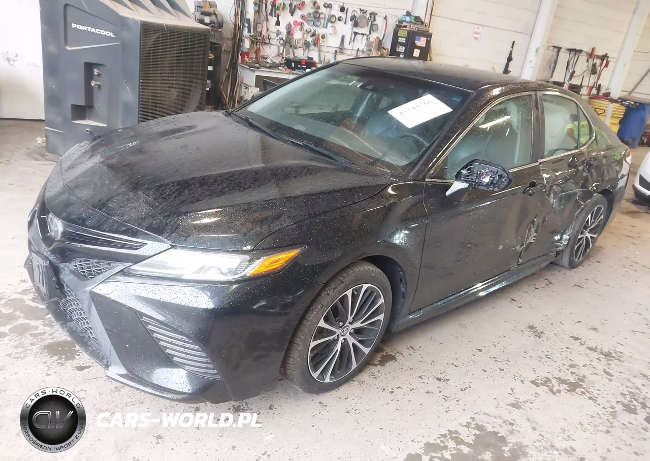 2018 Toyota Camry Se VIN:4T1B11HK0JU091097 - 2