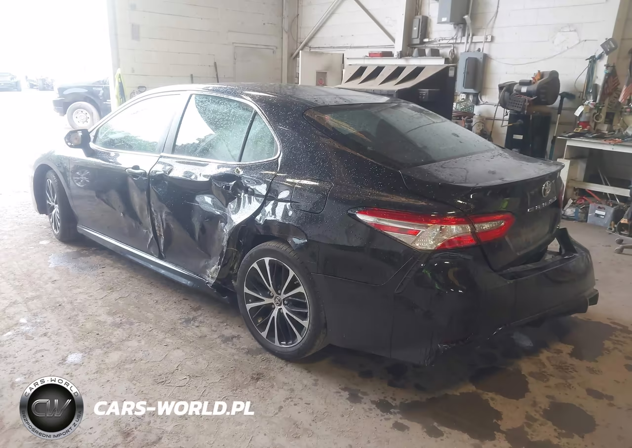 2018 Toyota Camry Se VIN:4T1B11HK0JU091097 - 3