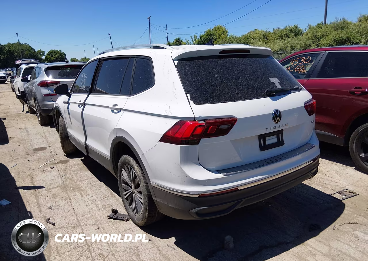 2024 Volkswagen Tiguan 2.0T Wolfsburg Edition VIN:3VVAB7AX0RM225159 - 3