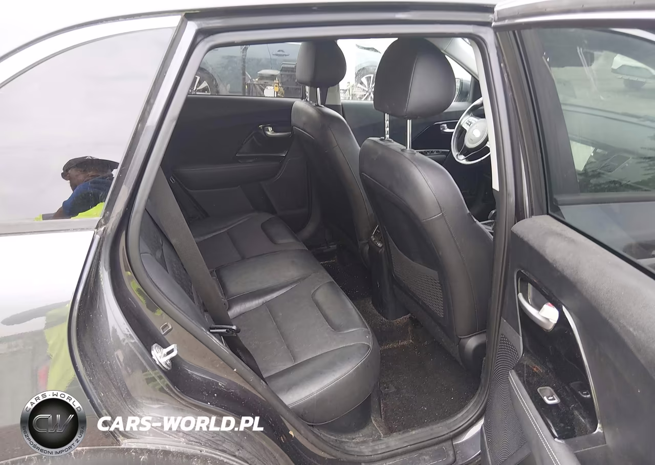2018 Kia Niro Ex VIN:KNDCC3LC9J5152343 - 8