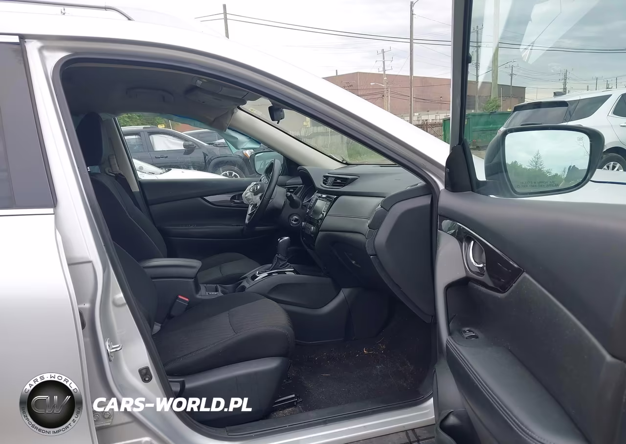 2019 Nissan Rogue S VIN:5N1AT2MV2KC841523 - 5