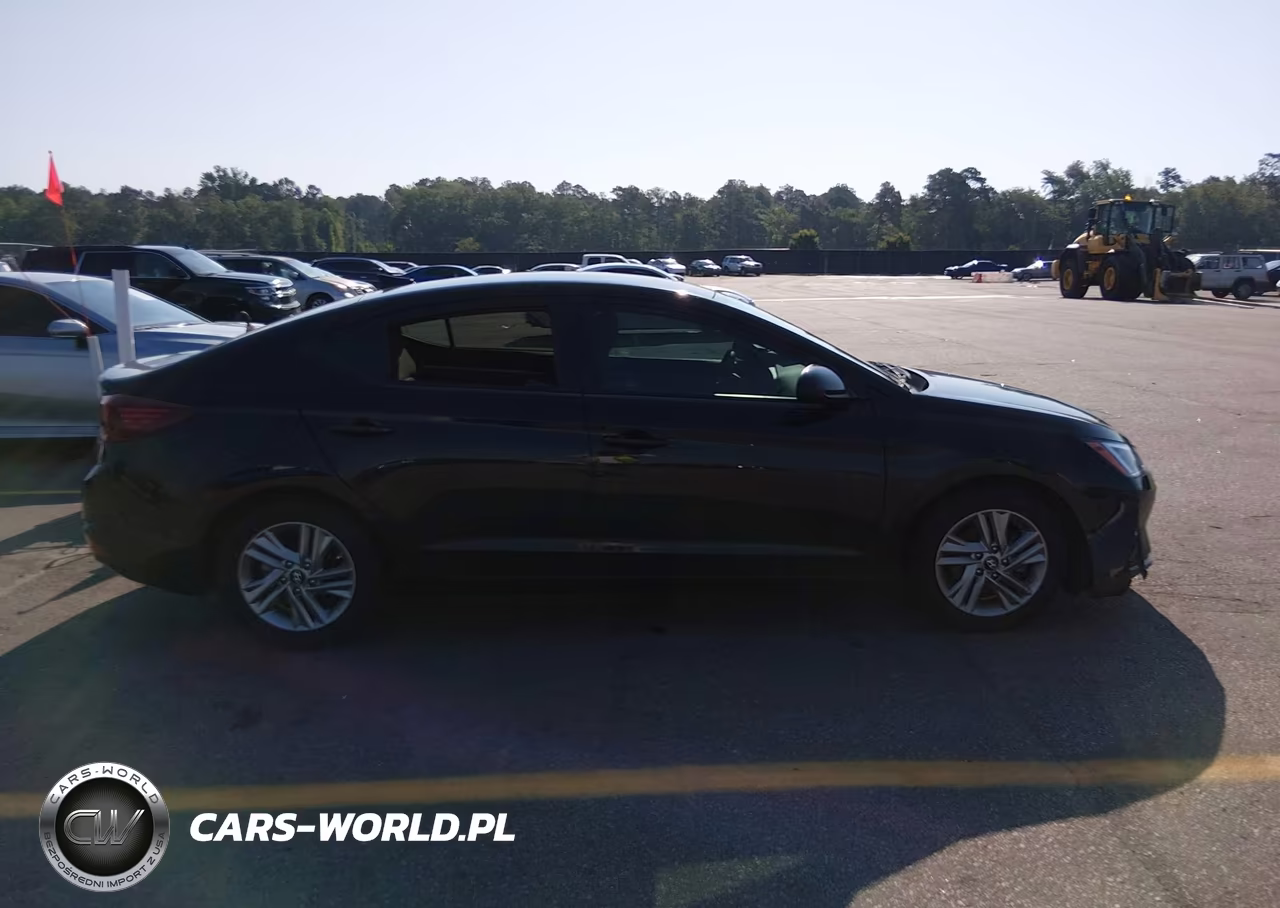 2019 Hyundai Elantra Sel VIN:5NPD84LF5KH448161 - 13