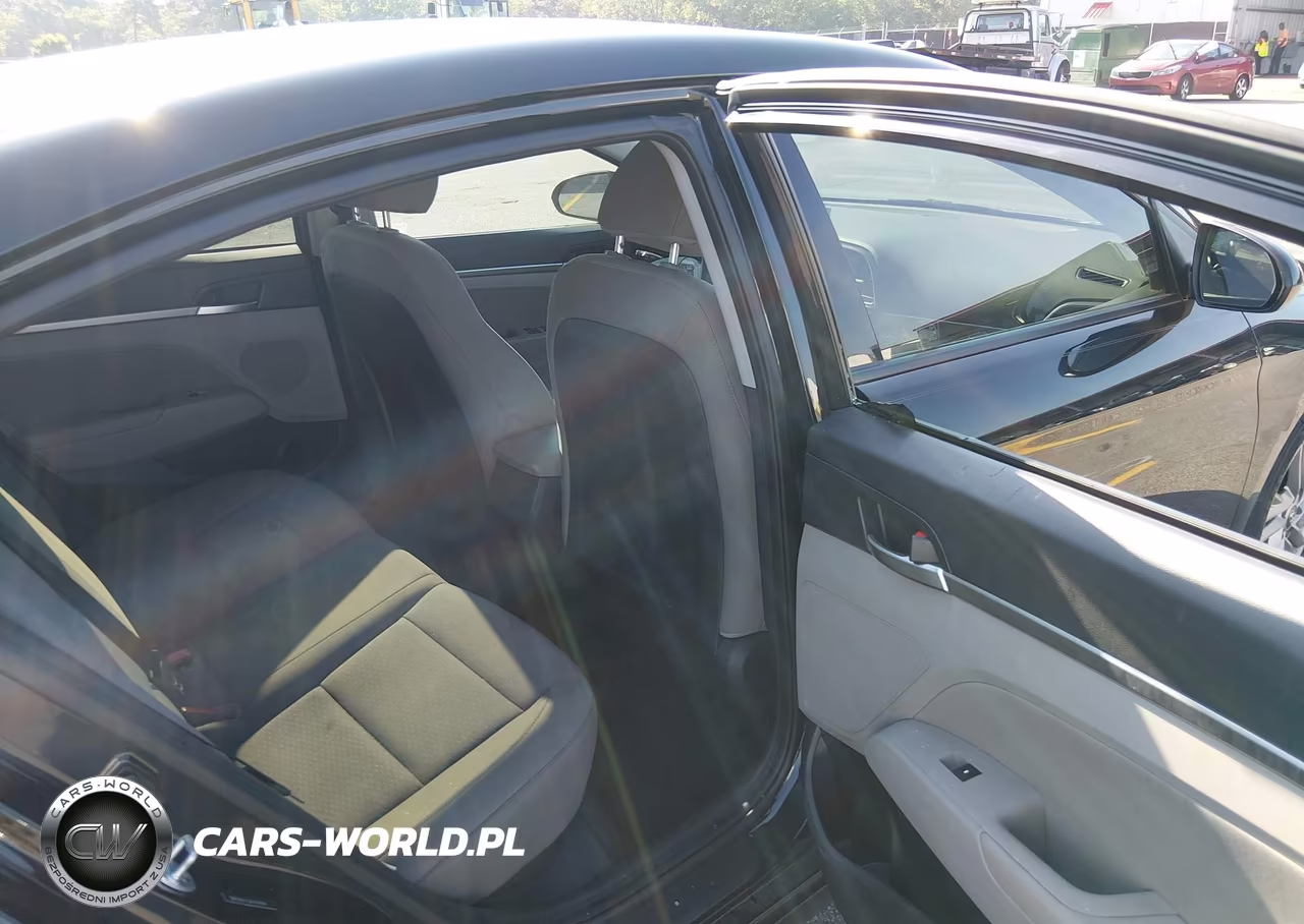 2019 Hyundai Elantra Sel VIN:5NPD84LF5KH448161 - 8