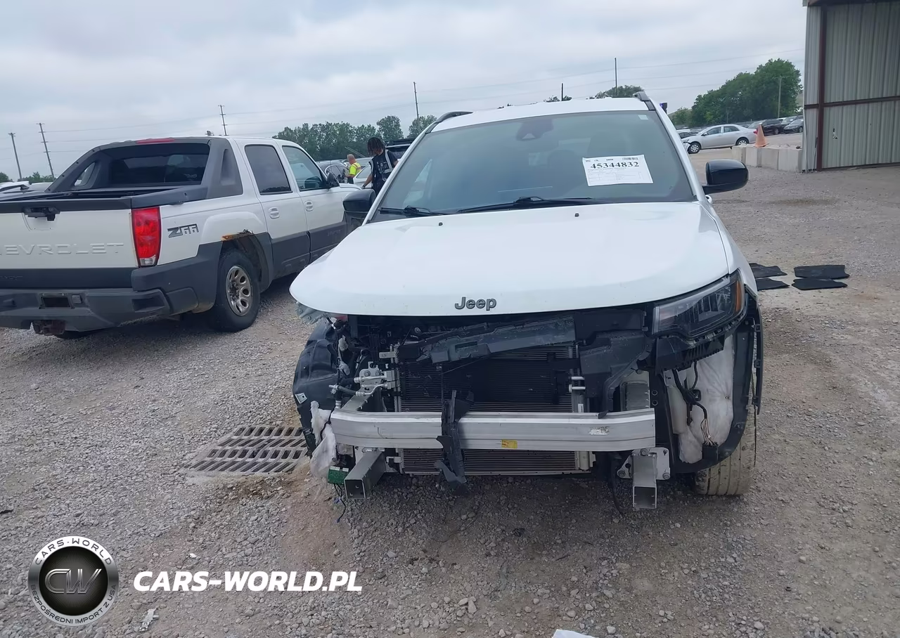 2025 Jeep Compass Latitude 4X4 VIN:3C4NJDBN0ST515315 - 13