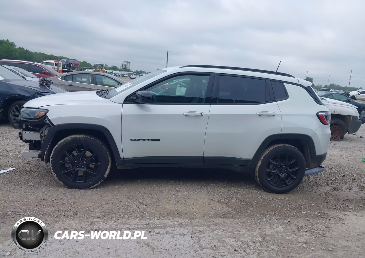 2025 Jeep Compass Latitude 4X4 VIN:3C4NJDBN0ST515315 - 15
