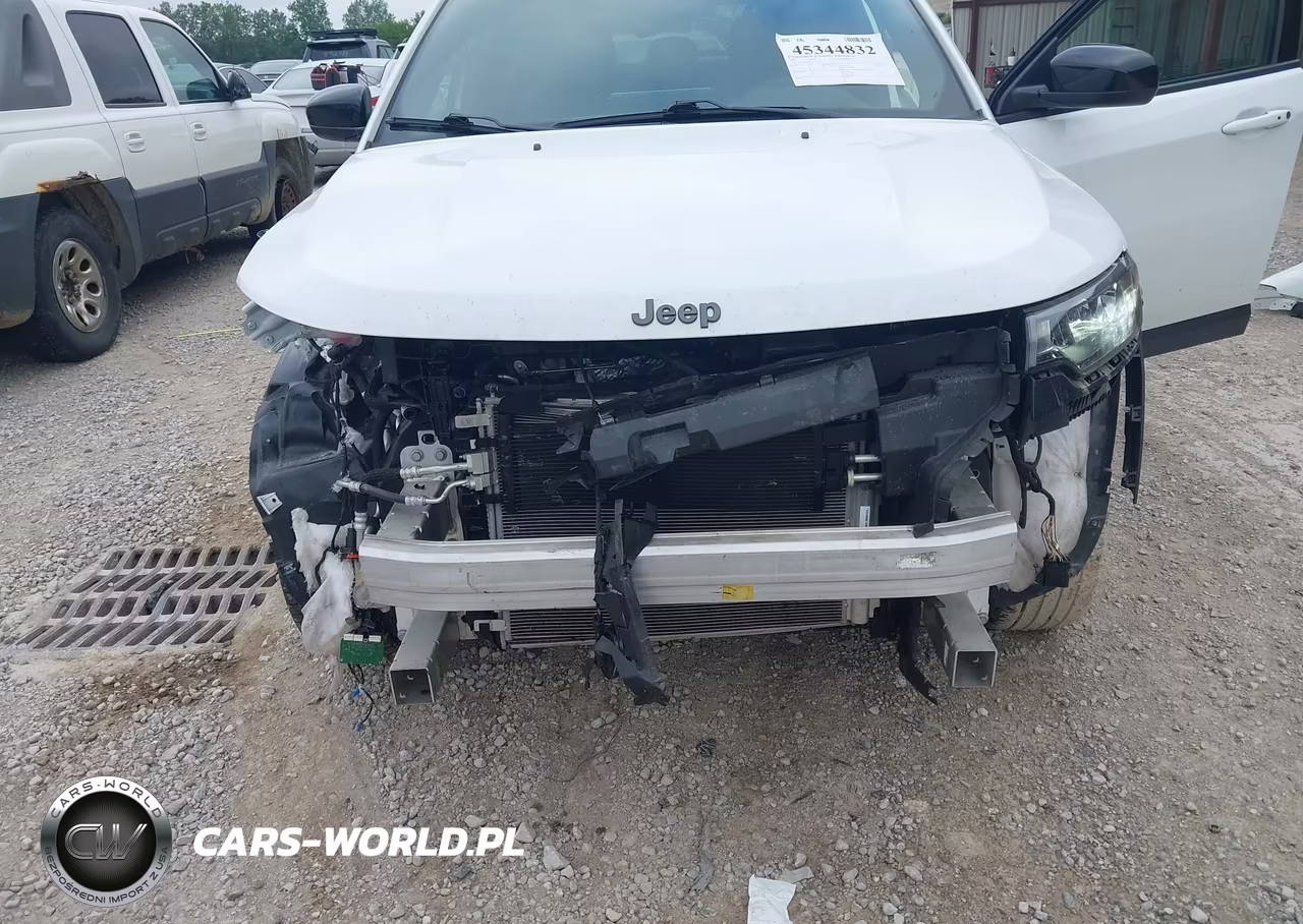 2025 Jeep Compass Latitude 4X4 VIN:3C4NJDBN0ST515315 - 6
