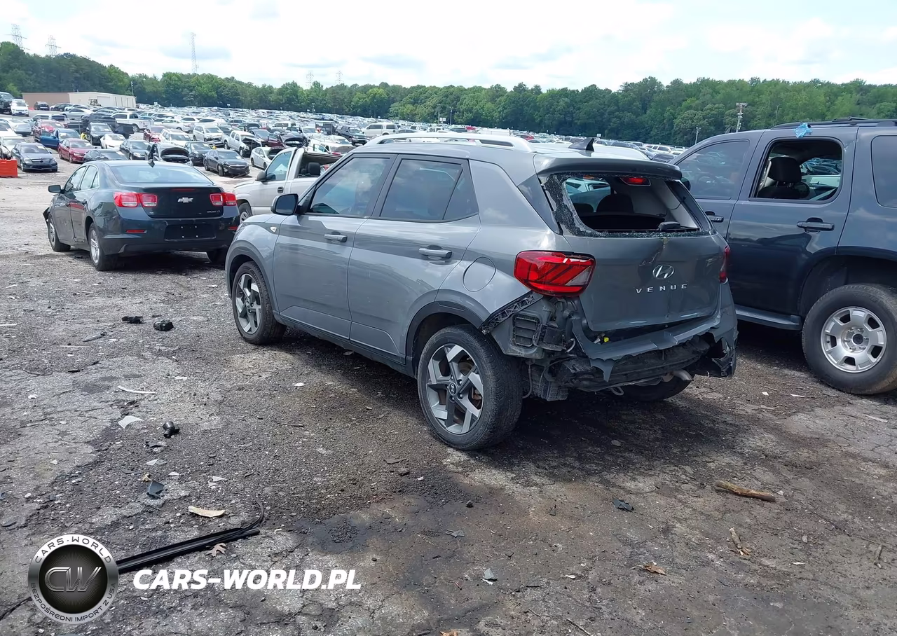 2021 Hyundai Venue Sel VIN:KMHRC8A32MU110211 - 3