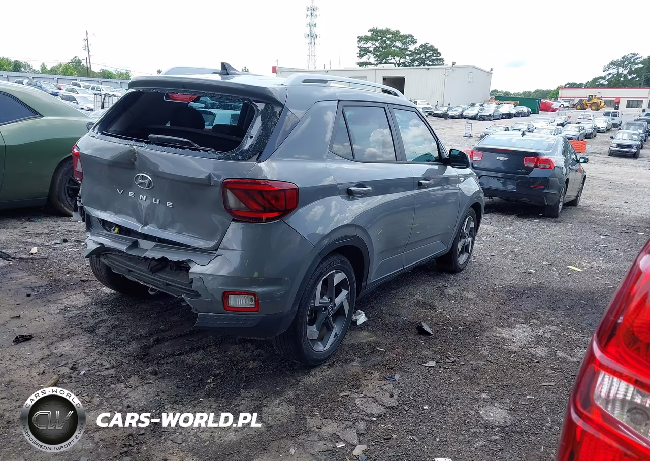 2021 Hyundai Venue Sel VIN:KMHRC8A32MU110211 - 4