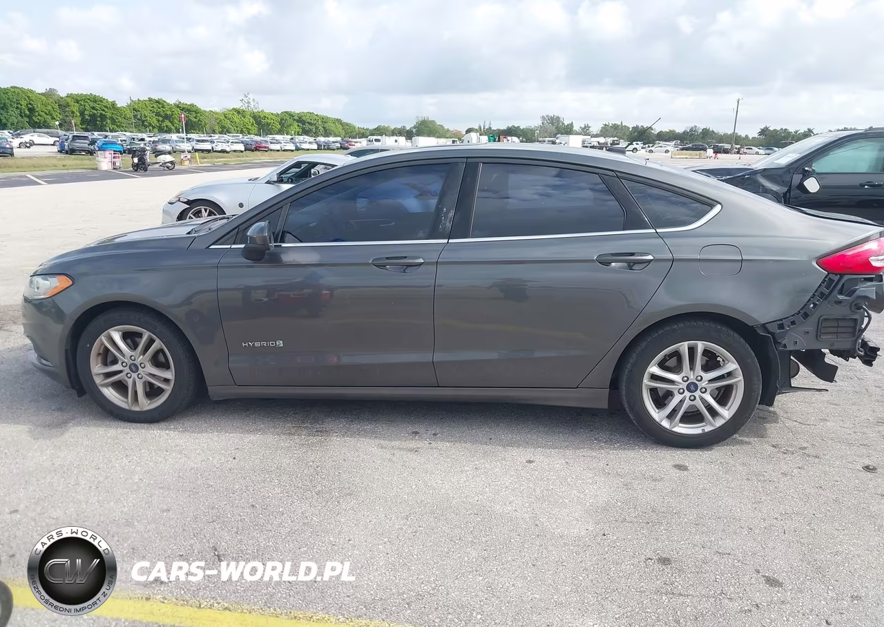 2018 Ford Fusion Hybrid Se VIN:3FA6P0LU7JR128344 - 14