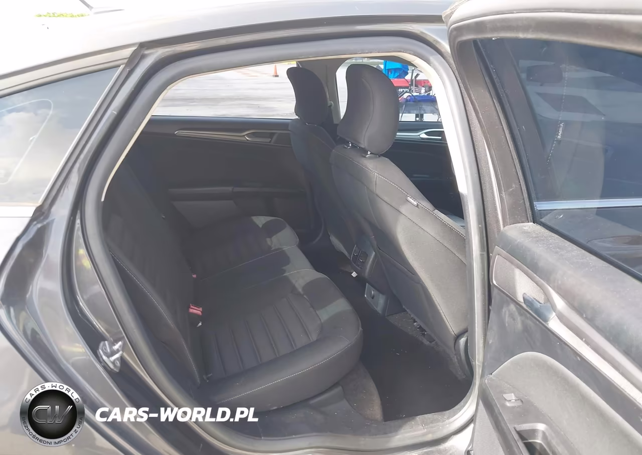 2018 Ford Fusion Hybrid Se VIN:3FA6P0LU7JR128344 - 8