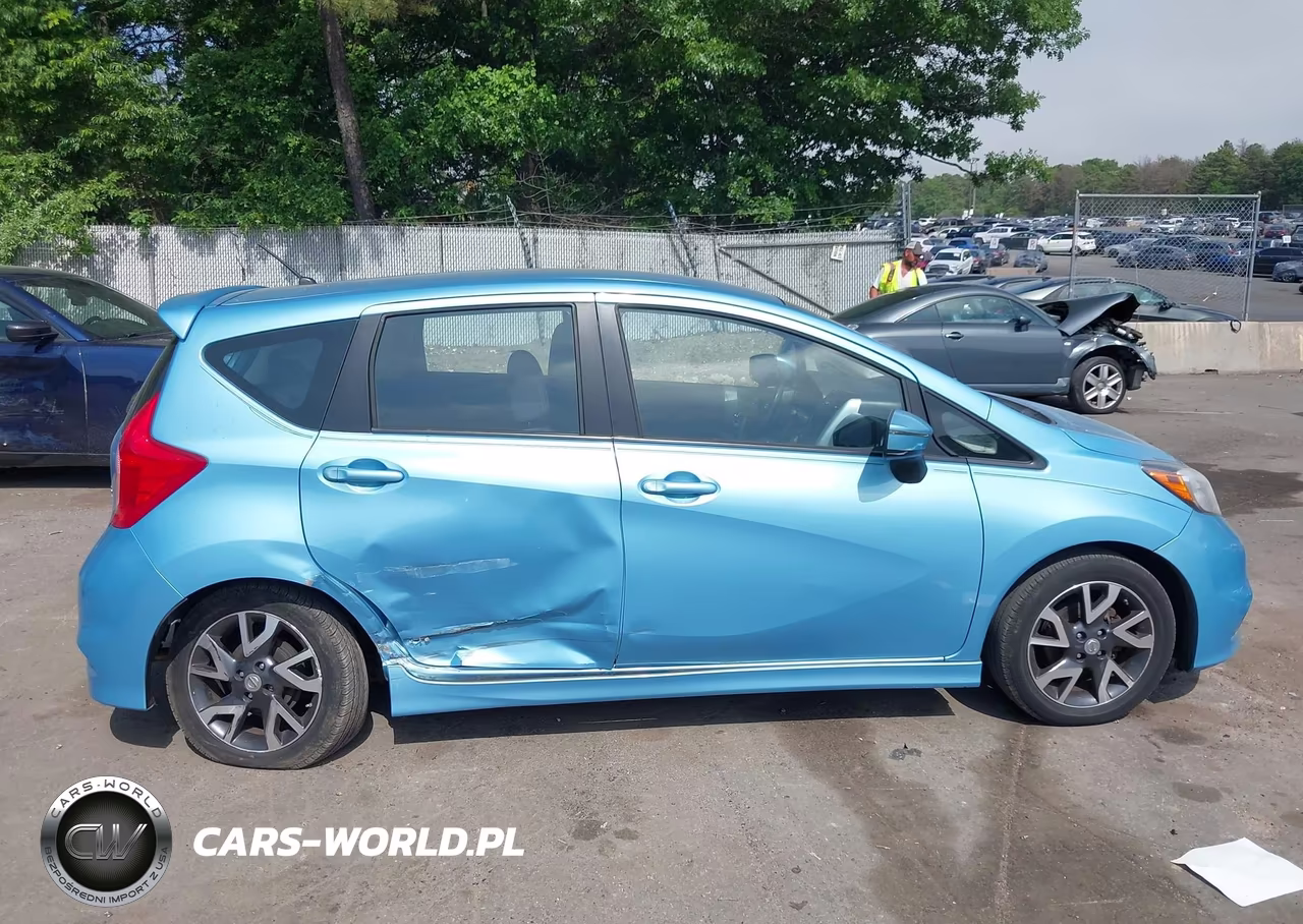 2015 Nissan Versa Note Sr VIN:3N1CE2CP9FL360546 - 13