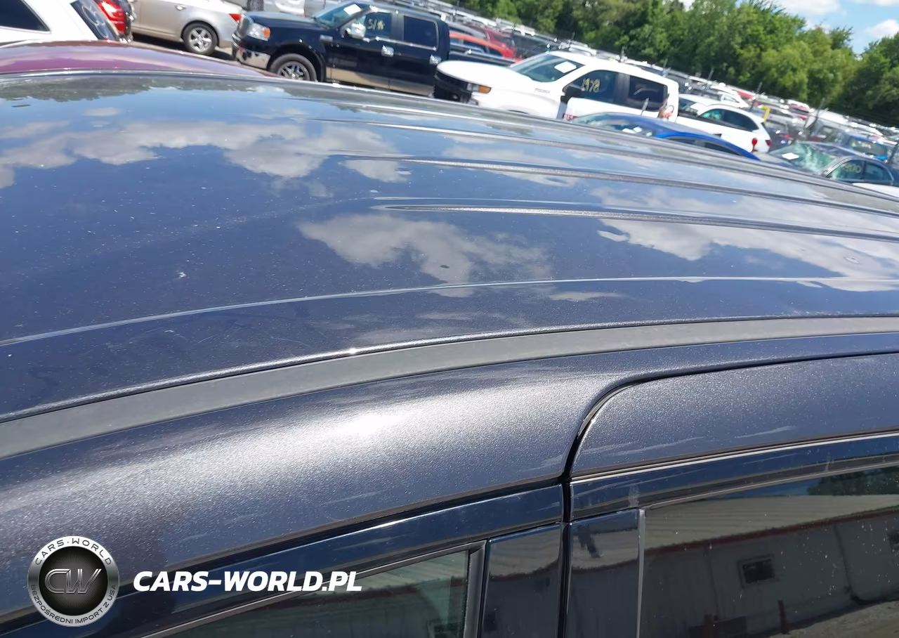 2019 Chrysler Pacifica Touring Plus VIN:2C4RC1FGXKR508011 - 18
