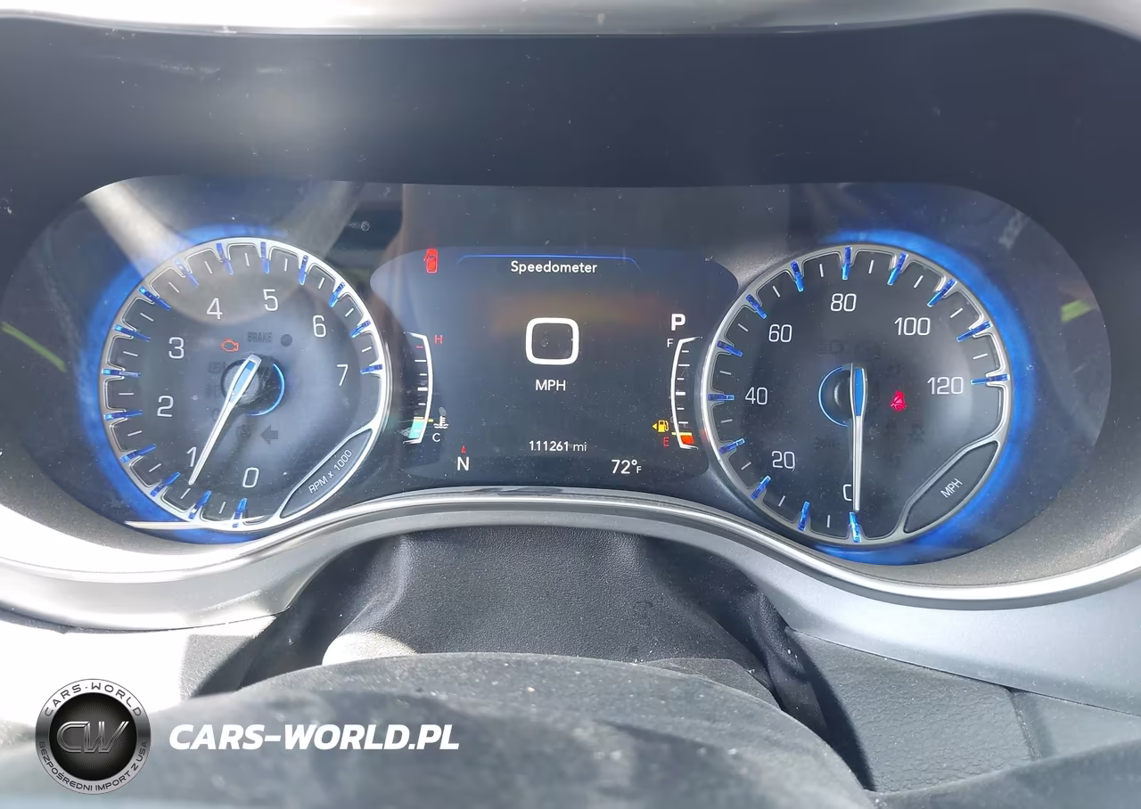 2019 Chrysler Pacifica Touring Plus VIN:2C4RC1FGXKR508011 - 7